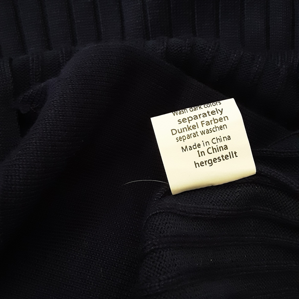 Men's Classic Navy Zip-Up Sweater - Picture 6 of 9